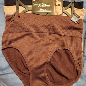 Marilyn Monroe Brown, Black and Nude Seamless Shaping Briefs - 3 Pack